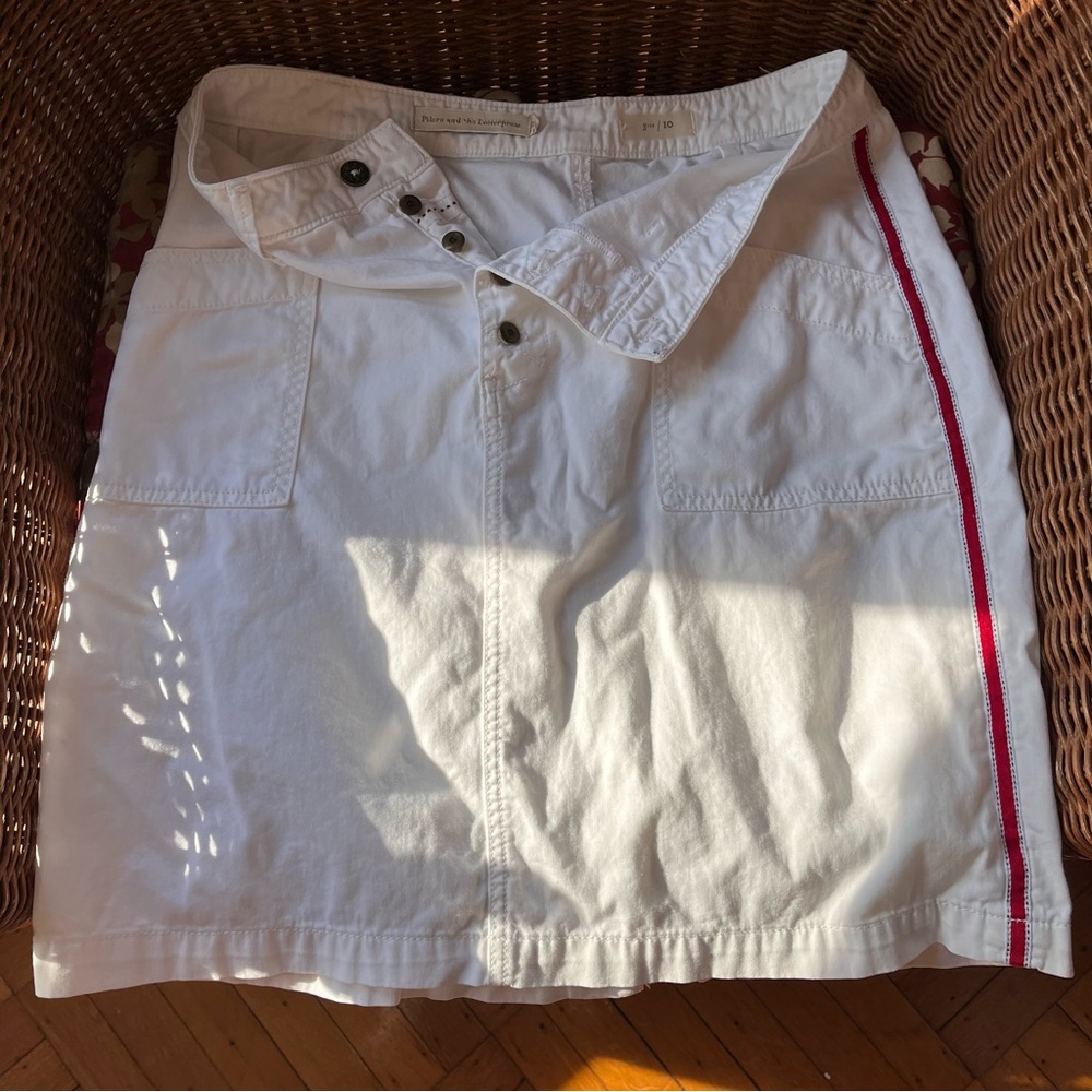 Pilcro and the Letterpress White cotton Skirt with Red side Stitching -size 10